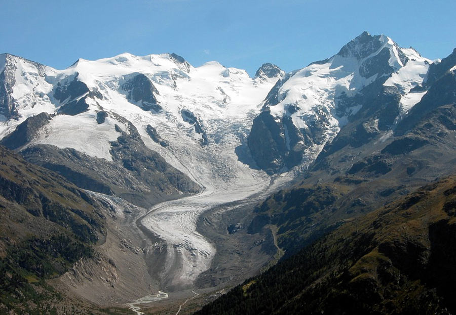 Schweiz Morteratschgletscher im Gebirge