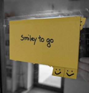 Smiley to go