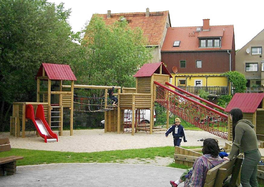 öeffentlicher Spielplatz